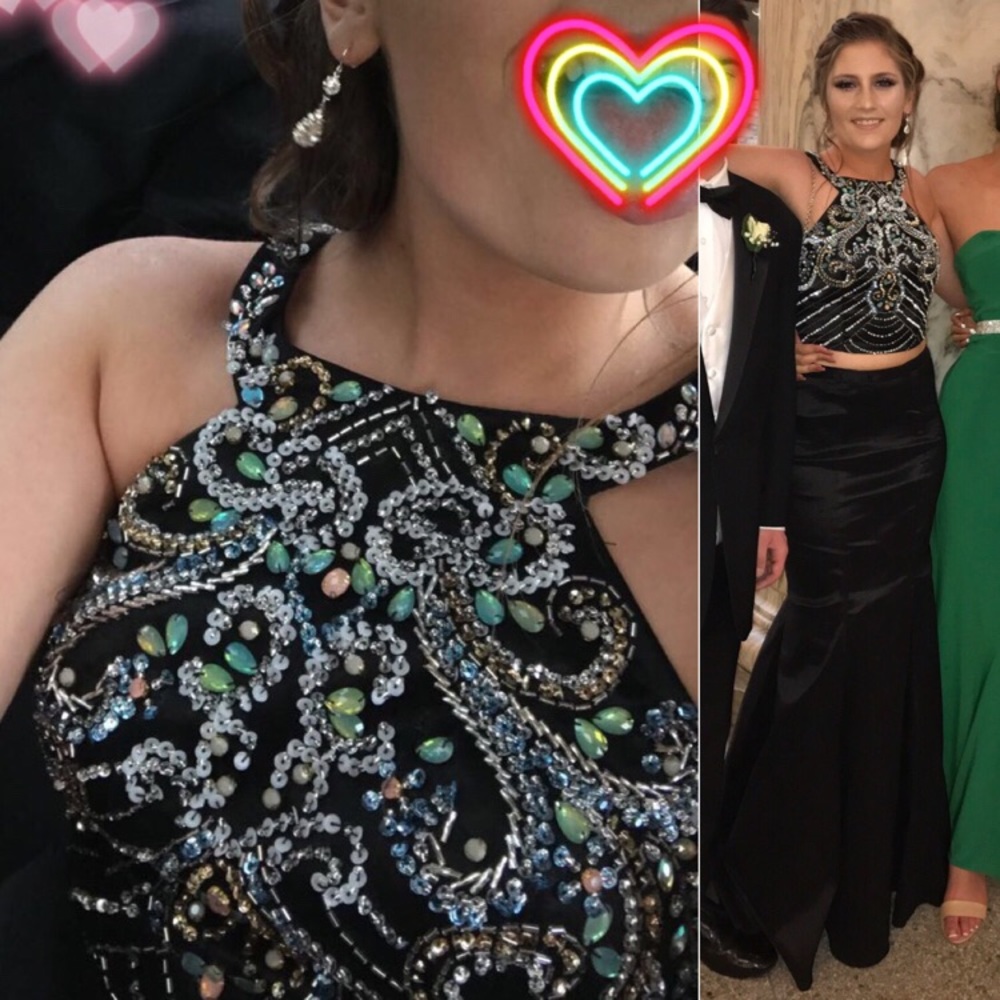 Prom Dress - Picture 2 of 4